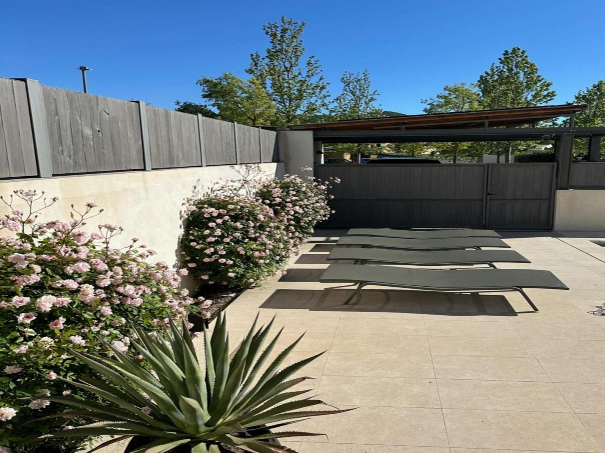Modern Villa With Private Pool In Malauc N Malaucène Екстериор снимка