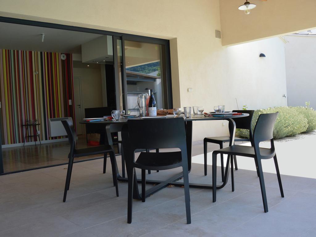 Modern Villa With Private Pool In Malauc N Malaucène Екстериор снимка